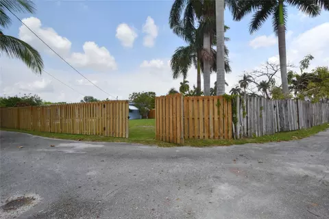209 N 31st Rd, Hollywood, FL 33021 photo 59
