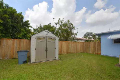 209 N 31st Rd, Hollywood, FL 33021 photo 38