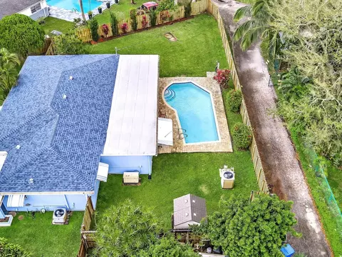209 N 31st Rd, Hollywood, FL 33021 photo 47