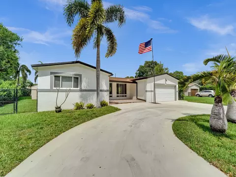 8851 SW 49th Pl, Cooper City, FL 33328