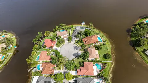 2339 NW 186th Ave, Pembroke Pines, FL 33029