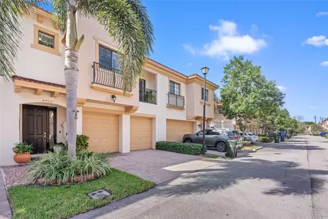 4706 Cypress St, Coconut Creek, FL 33073 photo 3