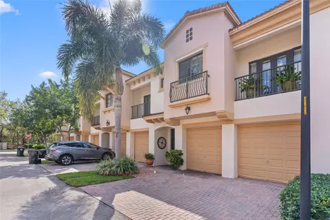 4706 Cypress St, Coconut Creek, FL 33073 photo 2