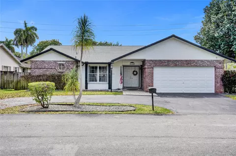 7880 NW 2nd Pl, Plantation, FL 33324