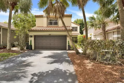 10900 NW 10th St, Plantation, FL 33322