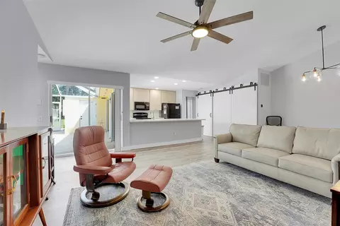 1302 Sun Terrace Ct #1302, Palm Beach Gardens, FL 33403