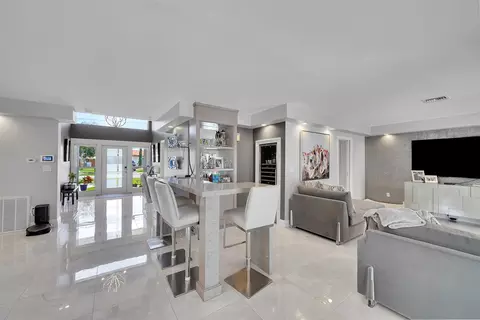 331 SE 5th Ter, Pompano Beach, FL 33060 photo 12