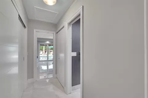 331 SE 5th Ter, Pompano Beach, FL 33060 photo 21