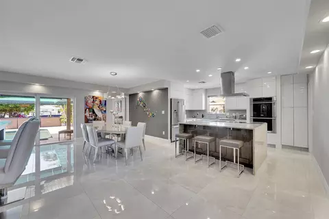 331 SE 5th Ter, Pompano Beach, FL 33060 photo 14