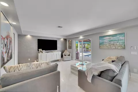 331 SE 5th Ter, Pompano Beach, FL 33060 photo 25