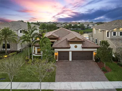 8961 Lakeview Pl, Parkland, FL 33076