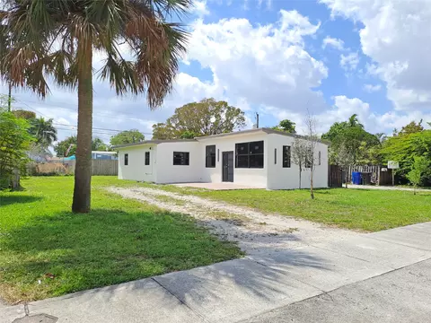 3110 SW 15th Ct, Fort Lauderdale, FL 33312