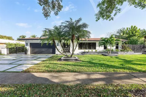 7441 SW 9th St, Plantation, FL 33317