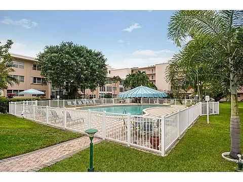 1481 S Ocean Bl #228B, Pompano Beach, FL 33062