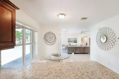 260 SE 3rd Ave, Pompano Beach, FL 33060 photo 11