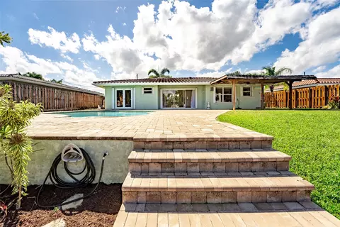 260 SE 3rd Ave, Pompano Beach, FL 33060 photo 37