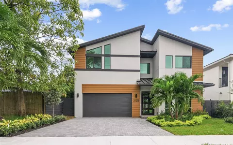 2125 SW 10th Ave, Fort Lauderdale, FL 33315