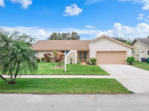 4471 NW 74th Ave, Lauderhill, FL 33319
