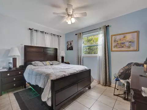 717 E River Dr, Margate, FL 33063 photo 24
