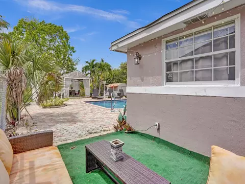 717 E River Dr, Margate, FL 33063 photo 30
