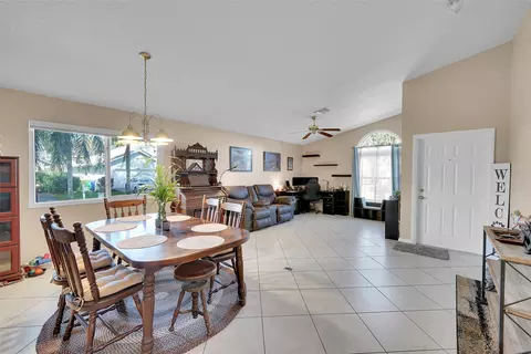 5480 Pine Ct, Coral Springs, FL 33067 photo 10