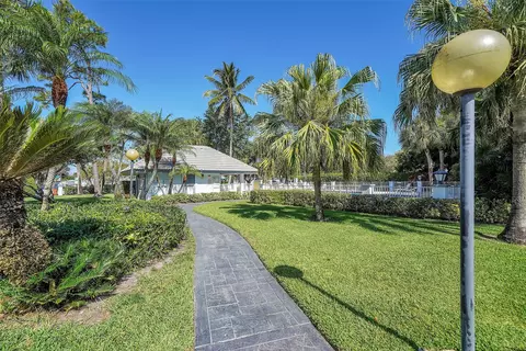 5480 Pine Ct, Coral Springs, FL 33067 photo 35