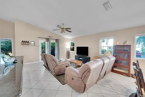 5480 Pine Ct, Coral Springs, FL 33067 photo 12