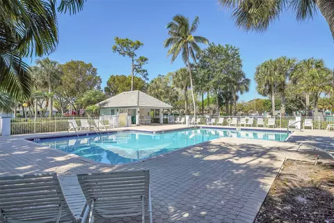 5480 Pine Ct, Coral Springs, FL 33067 photo 34