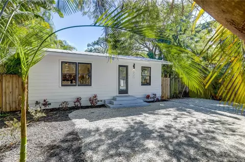 850 NE 26th St, Wilton Manors, FL 33305