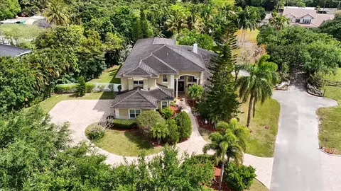 10950 SW 48th St, Cooper City, FL 33328