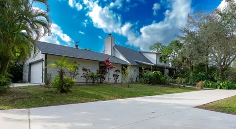 15221 101st Trl, Jupiter, FL 33478