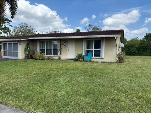 2650 NW 94th Way, Sunrise, FL 33322