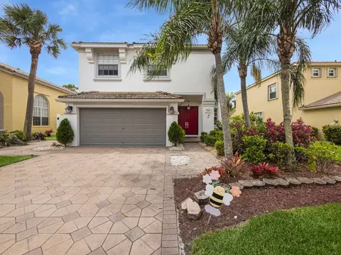 2810 Misty Oaks Cir, Royal Palm Beach, FL 33411