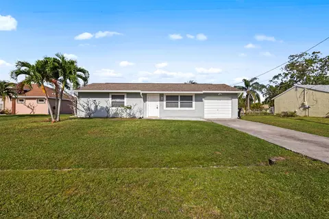 2356 SE Marius St, Port Saint Lucie, FL 34952