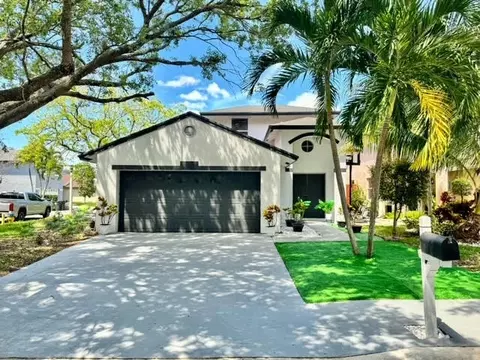3851 NW 23rd Pl, Coconut Creek, FL 33066