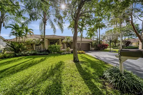 5217 NW 85th Ter, Coral Springs, FL 33067