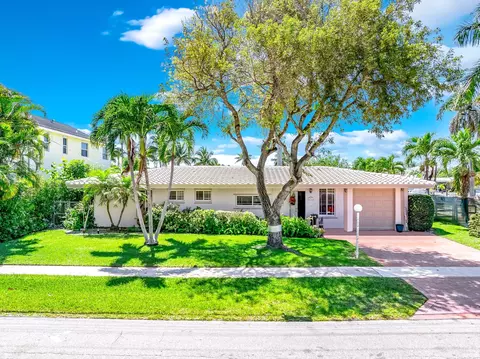2710 NE 48th Ct, Lighthouse Point, FL 33064