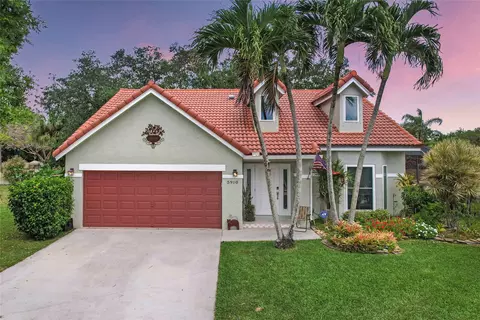 5910 NW 65th Ct, Parkland, FL 33067