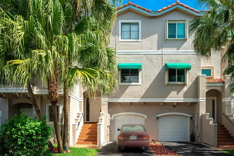 12633 NW 14th St, Sunrise, FL 33323