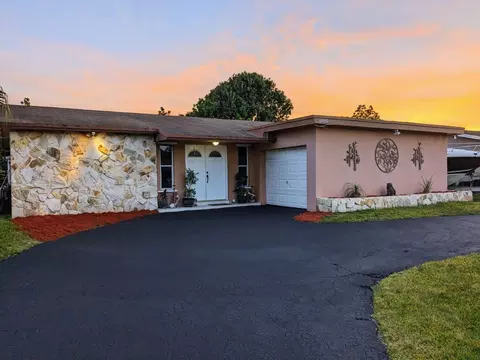 10490 NW 24th Ct, Sunrise, FL 33322