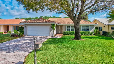 22048 Colony Dr, Boca Raton, FL 33433