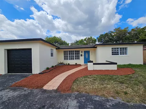 2121 NW 47th Ave, Lauderhill, FL 33313