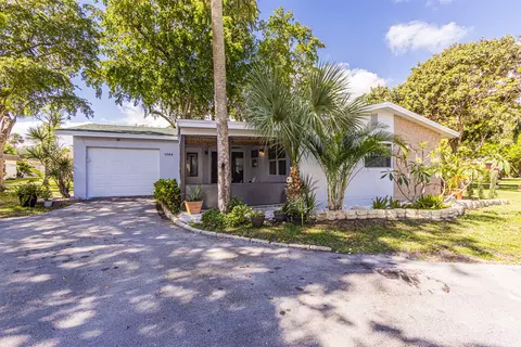 2504 SW Natura Blvd, Deerfield Beach, FL 33441
