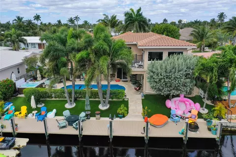 810 SE 5th Ter, Pompano Beach, FL 33060