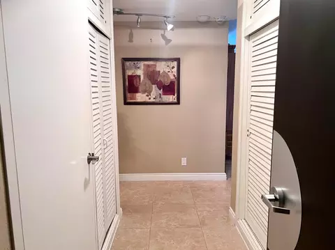 3300 NE 36th St #518, Fort Lauderdale, FL 33308