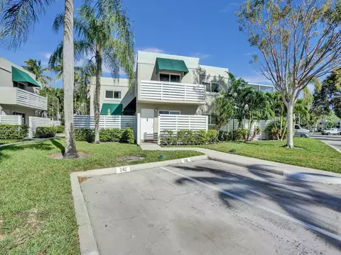 543 NW 97th Ave #543, Plantation, FL 33324