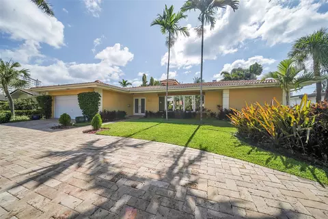 519 Hibiscus Dr, Hallandale Beach, FL 33009