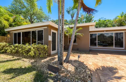 910 SW 28th St, Fort Lauderdale, FL 33315