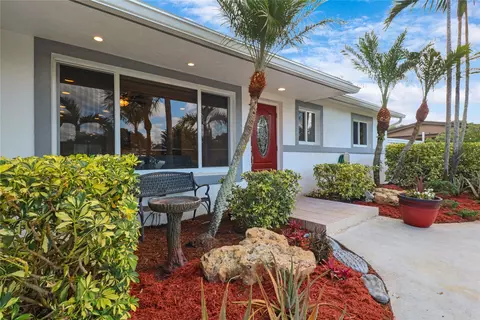 4831 SW 10th St, Plantation, FL 33317