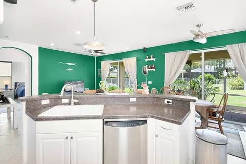 2696 SE Castle Pine Pl, Stuart, FL 34997 photo 20